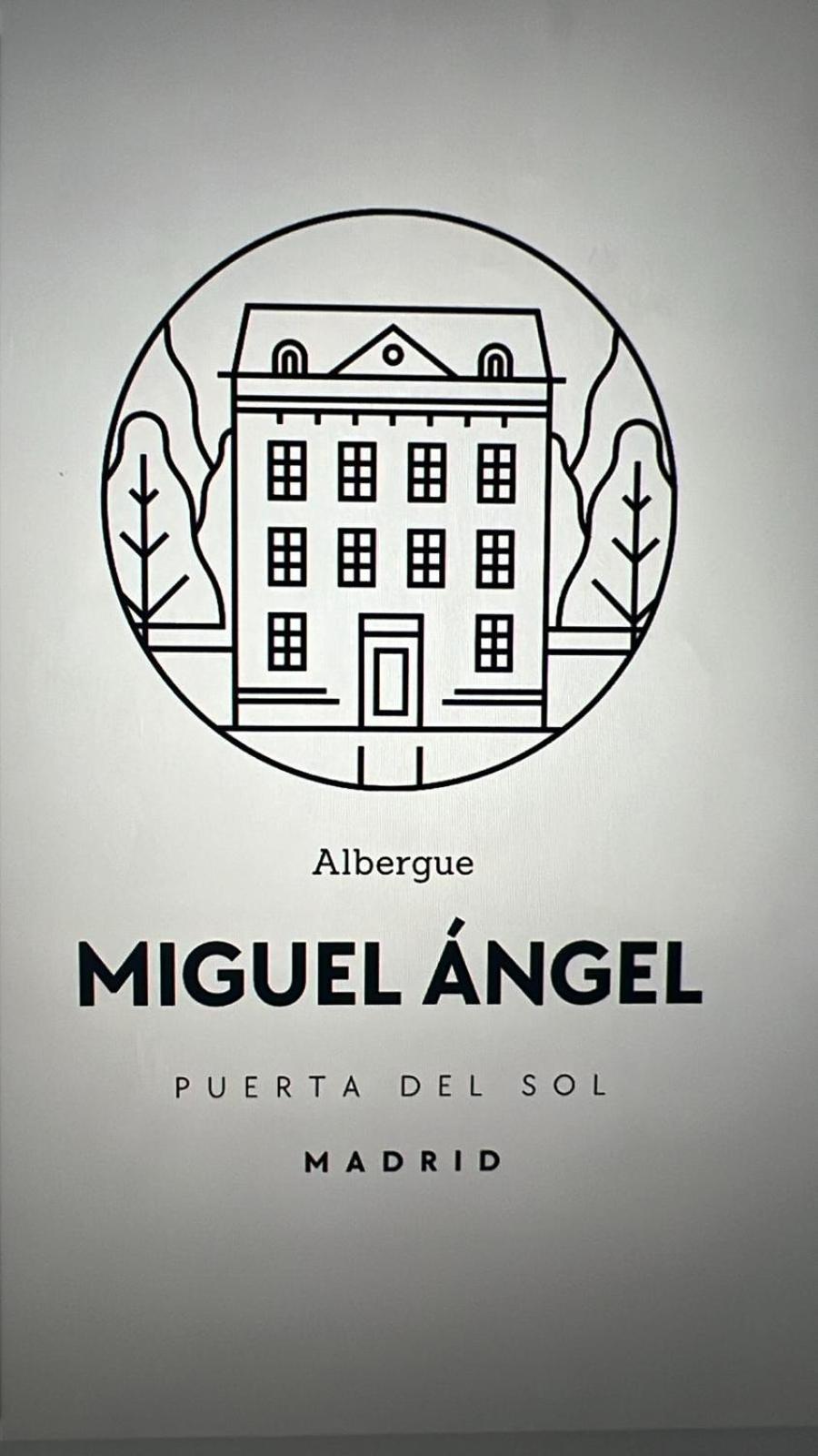 Albergue Miguel Angel Madrid Eksteriør billede