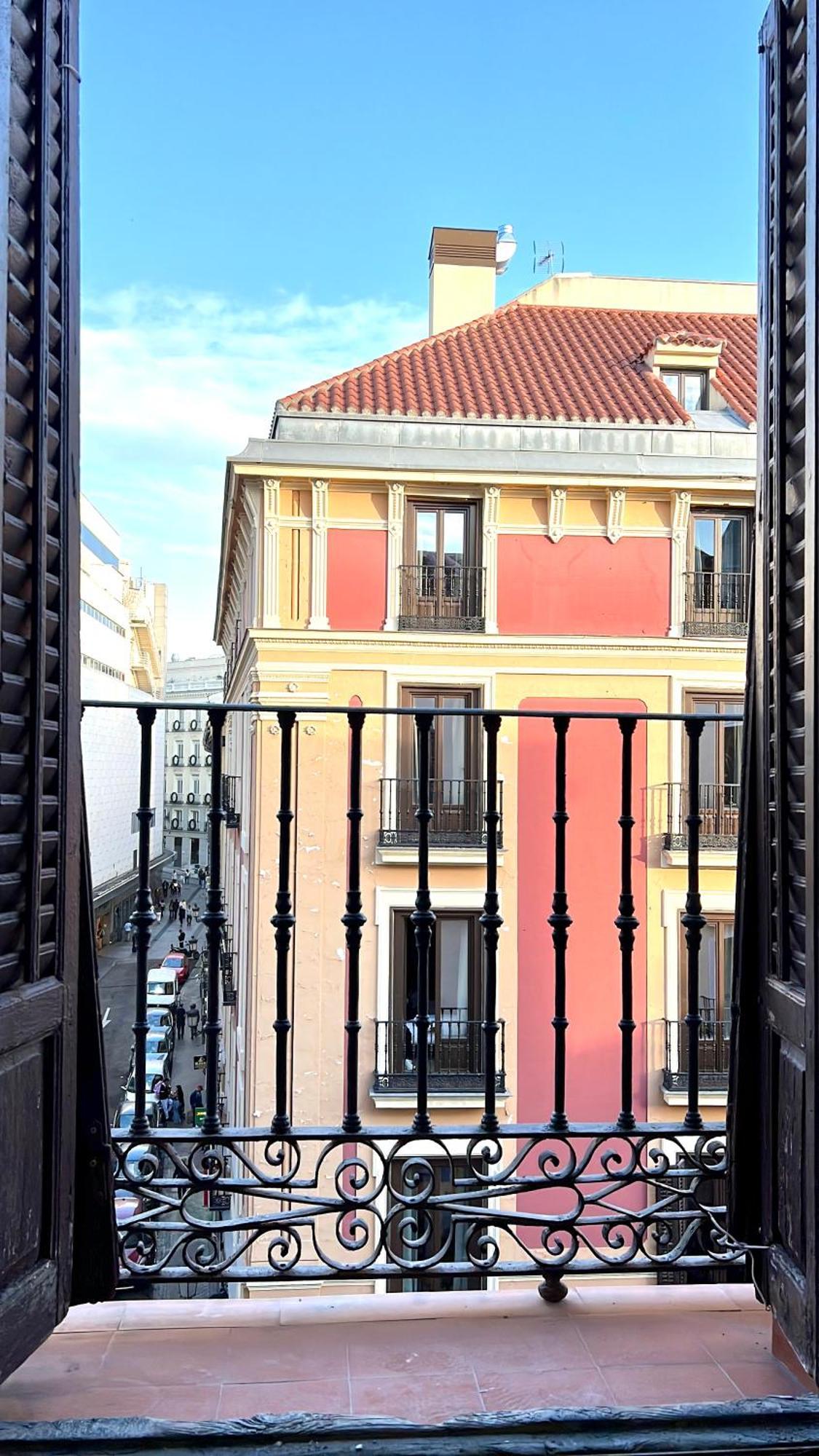 Albergue Miguel Angel Madrid Eksteriør billede