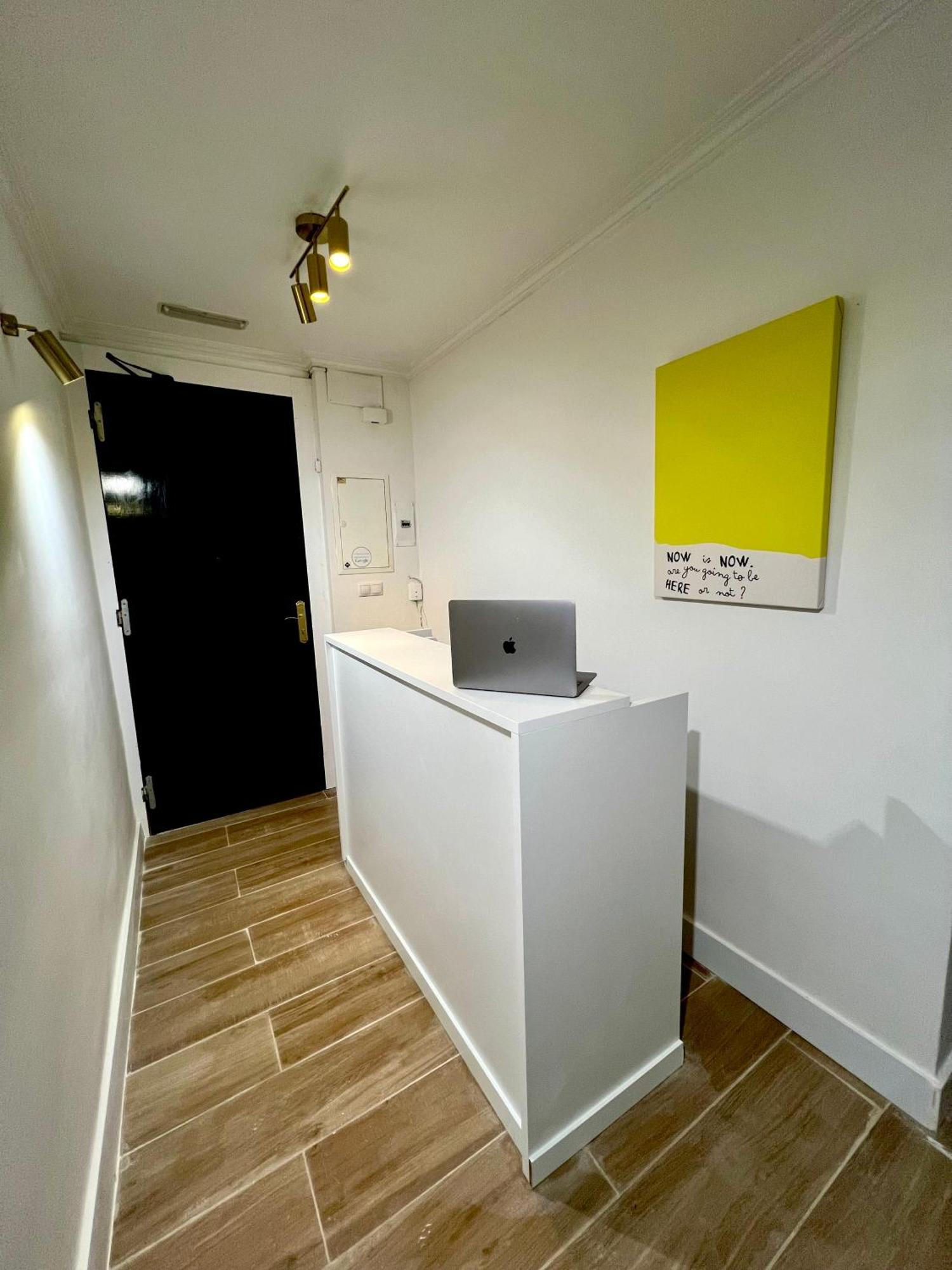 Albergue Miguel Angel Madrid Eksteriør billede